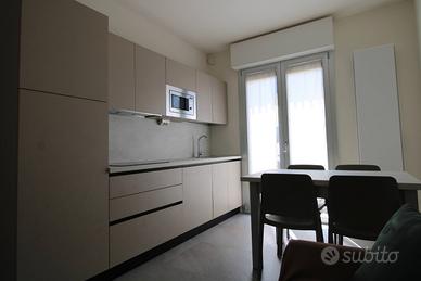 Trilocale a 50 mt dal mare e 400 mt centro