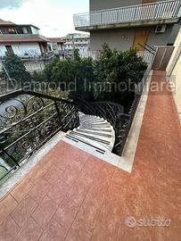 Appartamento piano rialzato ad Aci Catena