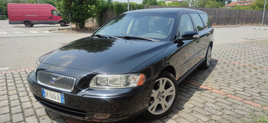 Volvo v70 sport D5 185 cv