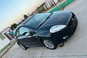 Grande Punto Sport 1.9 diesel 130 cv 