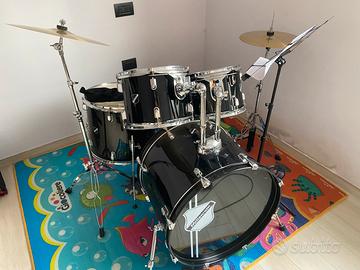 Batteria acustica Millenium