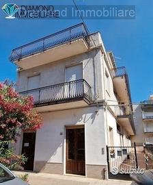 Casa indipendente bifamiliare a mascali