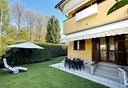 villa-a-schiera-d-angolo-a-carimate