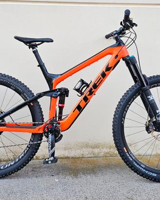 TREK Slash 9.8  Carbonio 29 Pollici