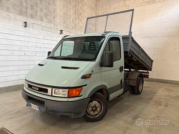 Iveco daily ribaltabile trilaterale