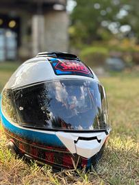 Casco shoei