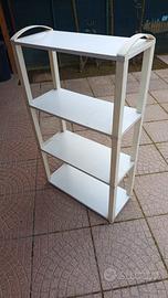 scaffale in legno