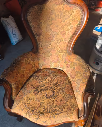 poltrona classica stile Luigi Filippo 