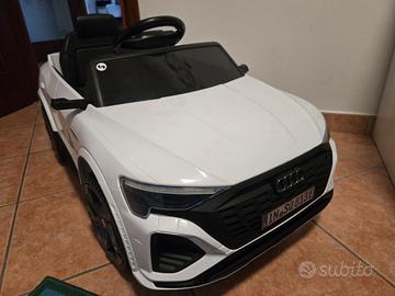 Auto elettrica per bambini