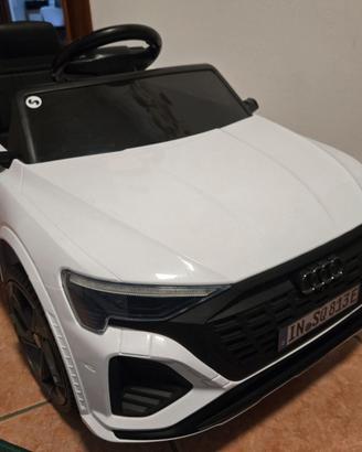 Auto elettrica per bambini