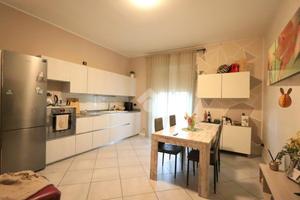 3 LOCALI A BORGOSATOLLO