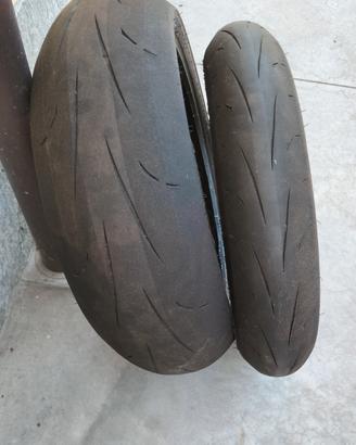 gomme moto 