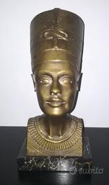 Busto regina egizia Nefertiti