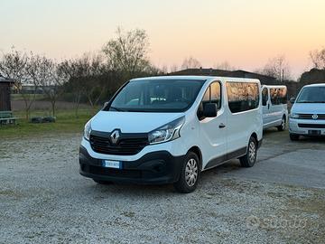 Opel Vivaro 9 posti