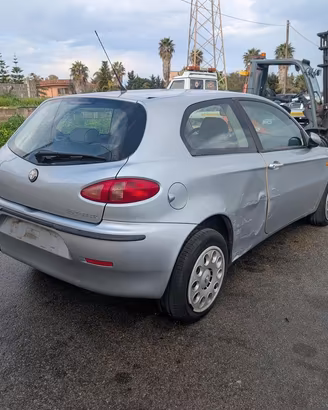 Alfa romeo 147 937 1.6 16v t.spark -ricambi