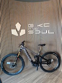 Pivot Shuttle AM Ride Eagle - Upgrade FOX!