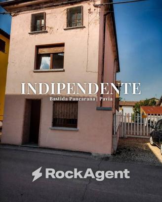 Villa di 149 m² con 4 locali e box auto a Bastida 