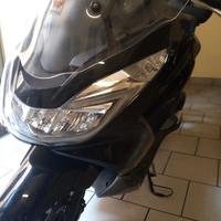 Honda PCX 150 -