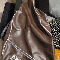 custodia in pelle per chitarra