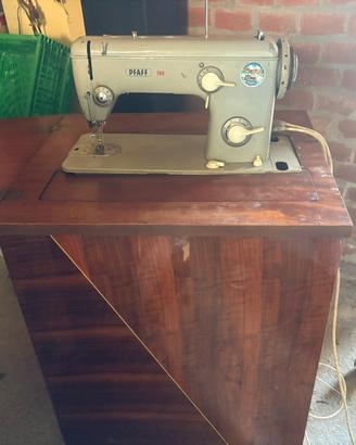 Macchina fa cucire Pfaff 260 Elettrica