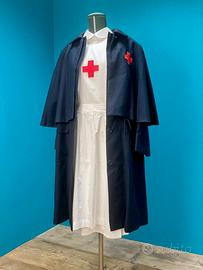 Divisa da crocerossina anni 40 Italia uniforme ww2