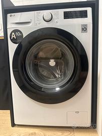 Lavatrice LG AI Slim NUOVA DD F2R3S08NSWB