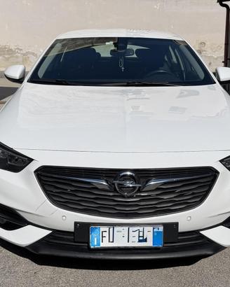 Opel Insignia Grand Sport B 2.0 170cv euro6