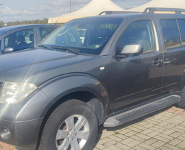 Nissan Pathfinder automatico 7 posti