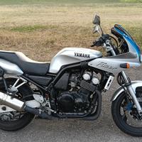 Yamaha Fazer 600 fzs + kit viaggio