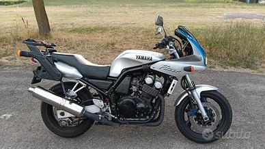 Yamaha Fazer 600 fzs + kit viaggio