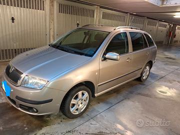 Skoda Fabia sw 1400 16v benzina   12/2007