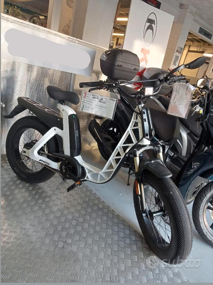 Subito MOTOSTYLE E bike fantic issimo 45 kmh Biciclette In