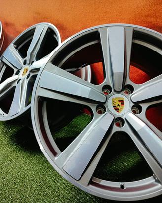 Cerchi Porsche Cayenne E-Hybrid Originali R22