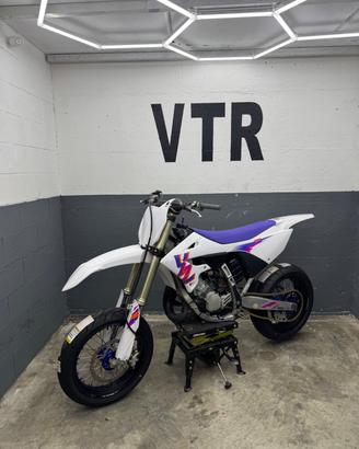 Yamaha YZ 125