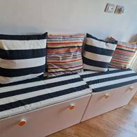 Panche contenitore Ikea con cuscini