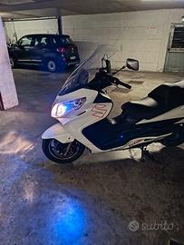 Suzuki burgman 400 k7