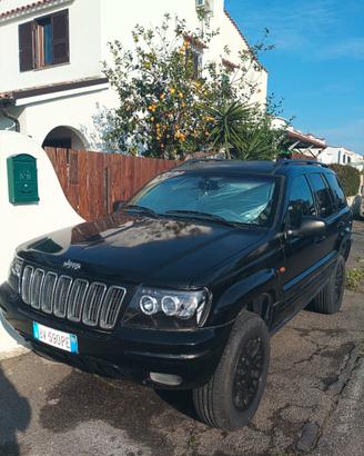 Grand Cherokee 2,7 Mercedes