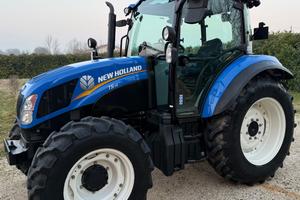 New Holland t5