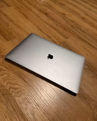 Macbook pro i9, 32gb AMD Radeon 5300M