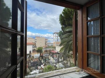 4 LOCALI A REGGIO DI CALABRIA