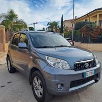 DAIHASTU TERIOS 1.5 4WD HIRO