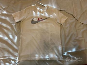 maglietta nike