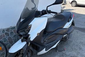 Xmax 250