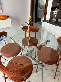 Tavolo di vetro rotondo