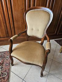 poltrona in noce massello e velluto