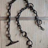 Antica catena per bovini forgiata a mano