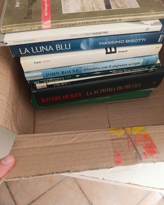 box 9  libri