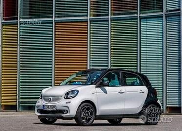 Parabrezza Smart Forfour W453 da 2014