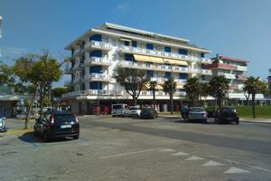 Vistafrontealmare 50 metri da spiaggia