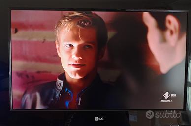 Televisore LG 32LG3000.